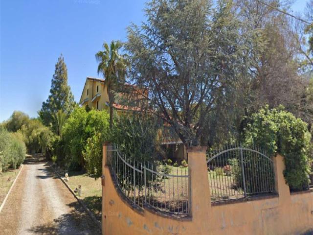 Appartamento in vendita di 468 m² in Via Giuseppe Meazza, 2