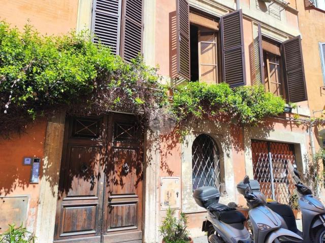 Appartamento in vendita di 46 m² in Via in Selci, 49