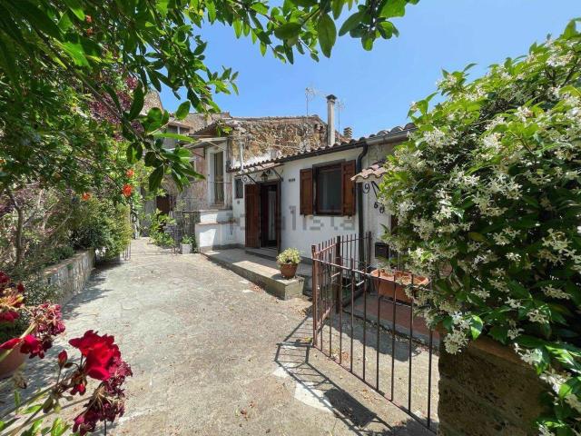 Appartamento in vendita di 46 m² in Via Roccalvecce, 7