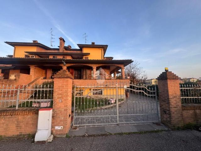 Appartamento in vendita di 474 m² in Via Gaio Valerio Catullo, 68