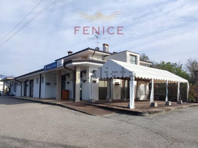 Appartamento in vendita di 475 m² in Via Pieve di Soligo