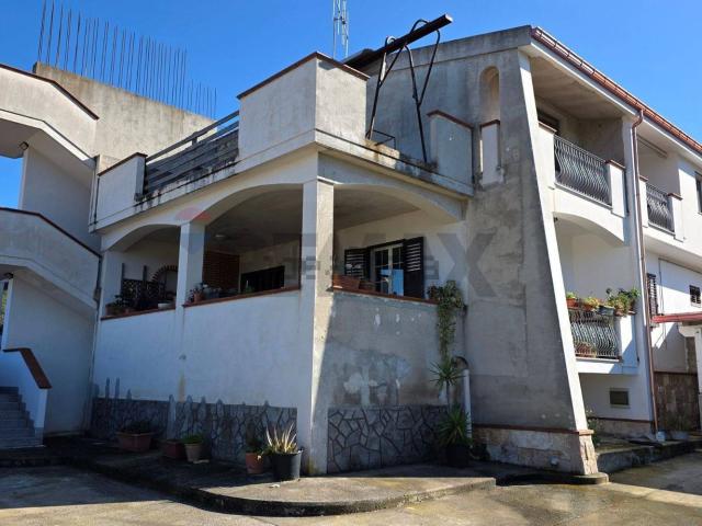 Appartamento in vendita di 480 m² in Località Monticello