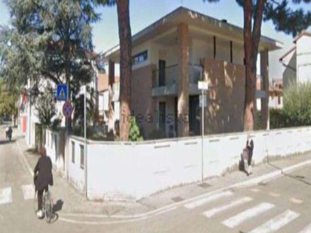 Appartamento in vendita di 483 m² in Via Francesco Contoli, 10