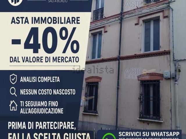 Appartamento in vendita di 485 m² in Via Risorgimento, 8