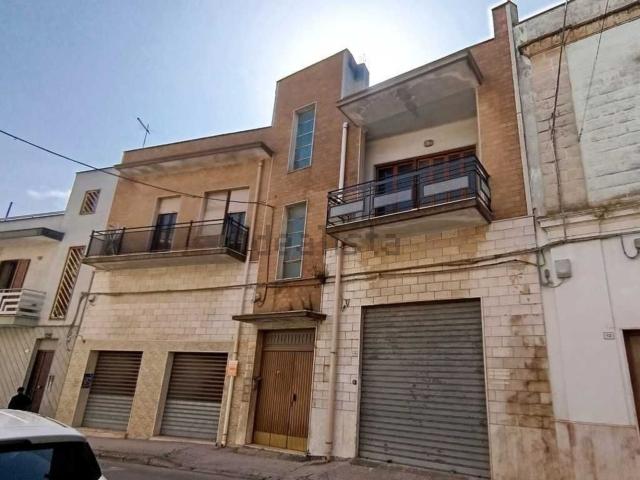 Appartamento in vendita di 489 m² in Via Roma, 10