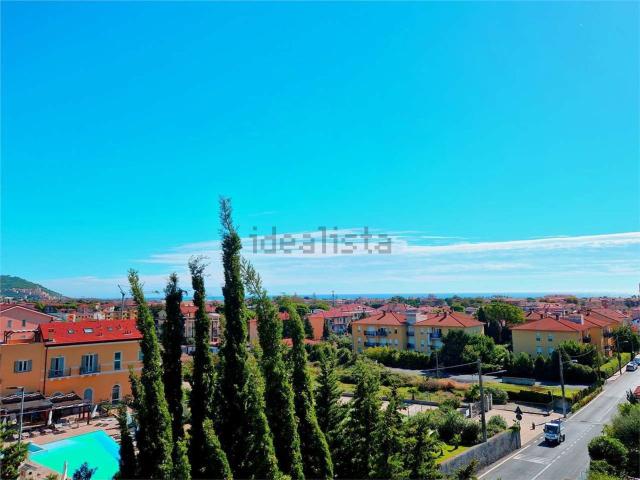 Appartamento in vendita di 48 m² in Via Diano Castello, 64