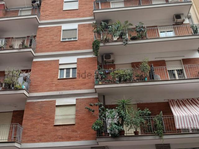Appartamento in vendita di 48 m² in Via Emilia, 51