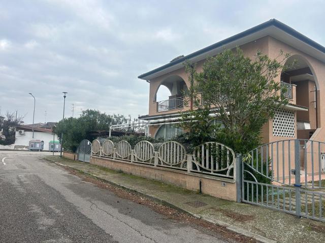 Appartamento in vendita di 48 m² in Via Monte Bianco, 18
