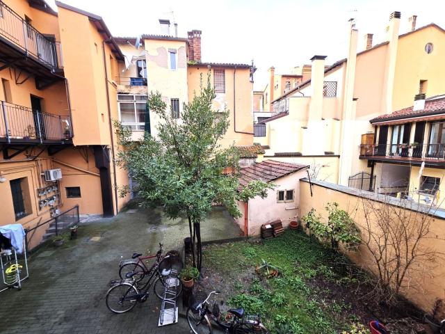 Appartamento in vendita di 48 m² in Via Saragozza