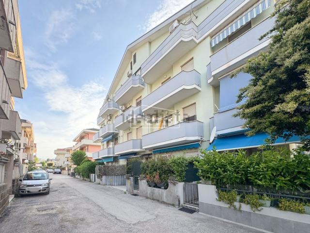 Appartamento in vendita di 49 m² in Via delle Driadi, 38