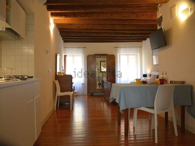 Appartamento in vendita di 49 m² in Via Roma, 108