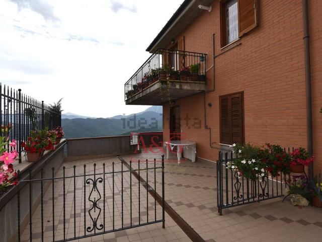 Appartamento in vendita di 53 m² in Strada Provinciale 83, 33