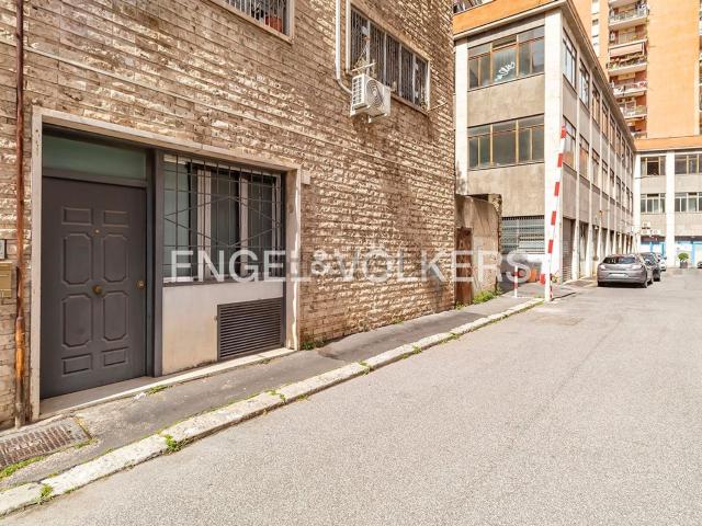 Appartamento in vendita di 53 m² in Via Renzo Rossi
