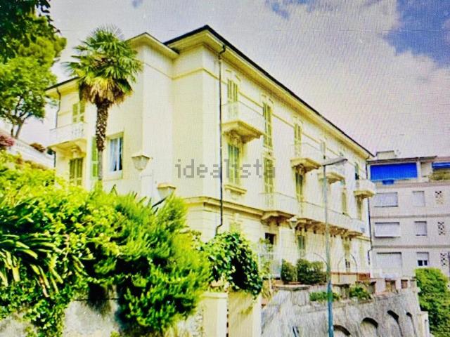 Appartamento in vendita di 53 m² in Via Roccasterone, 52