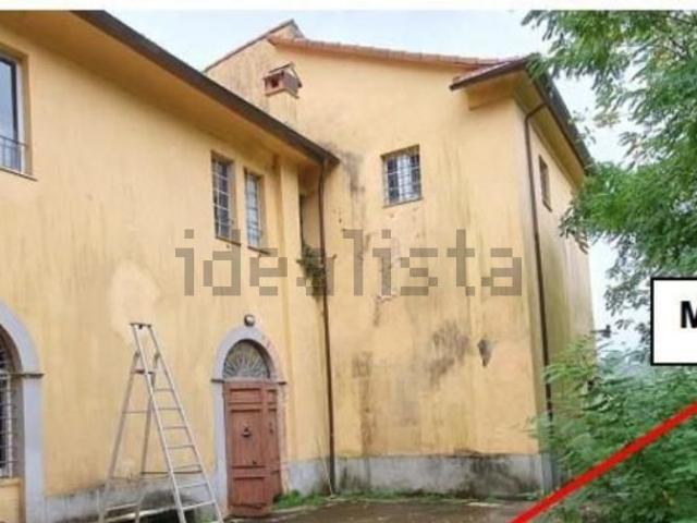 Appartamento in vendita di 500 m² in Via del Monte