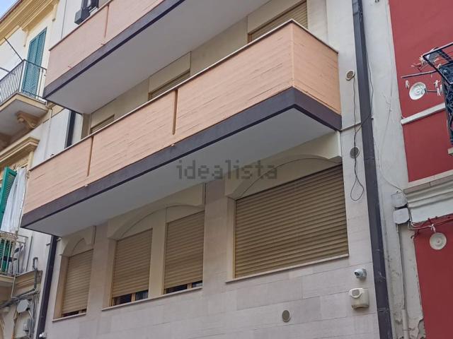 Appartamento in vendita di 500 m² in Via Ragusa, 24