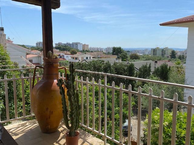 Appartamento in vendita di 500 m² in Viale Mazzini, 4