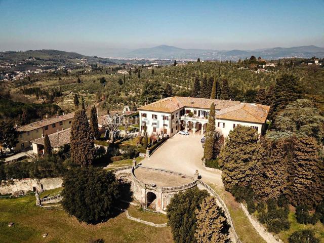 Appartamento in vendita di 505 m² in Via di Lappeggi