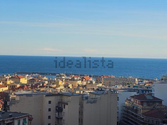 Appartamento in vendita di 50 m² in Via Zeffiro Massa, 249