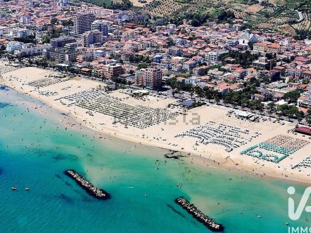 Appartamento in vendita di 50 m² in Via A. Manzoni, 122