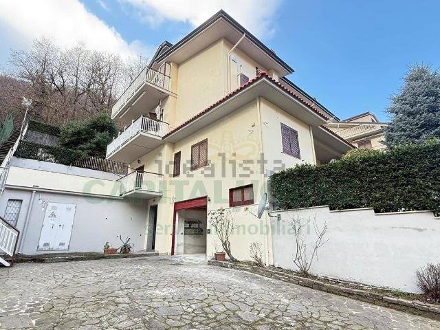 Appartamento in vendita di 50 m² in Via Campi, 27
