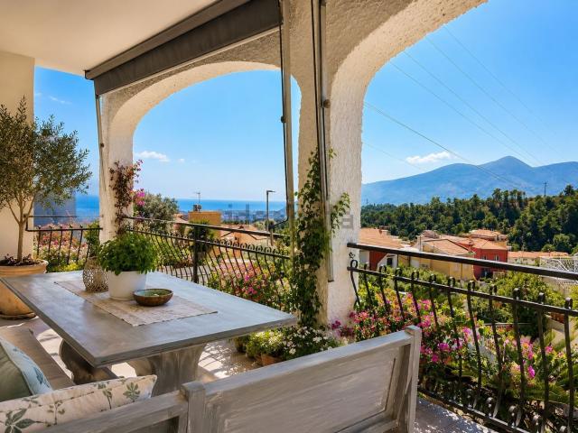 Appartamento in vendita di 50 m² in Via degli Alpini, 68