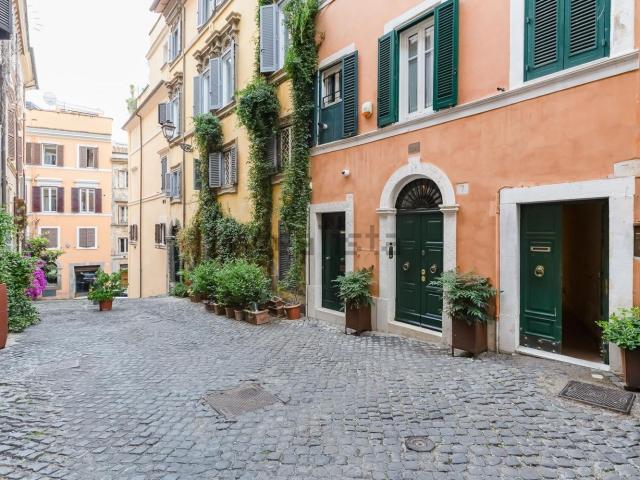 Appartamento in vendita di 50 m² in Via degli Ibernesi, 8