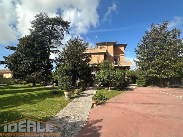 Appartamento in vendita di 50 m² in Via delle Tuberose, 47