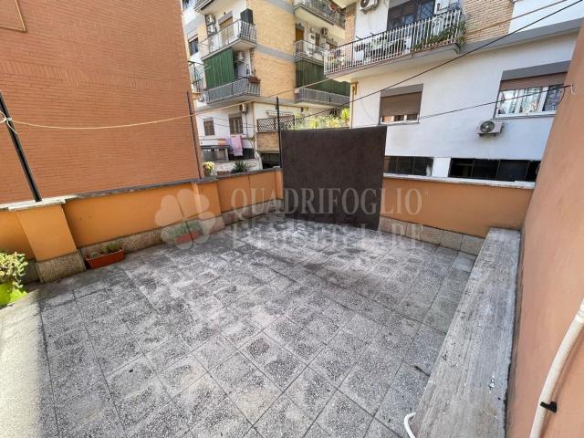Appartamento in vendita di 50 m² in Via delle Palme, 172