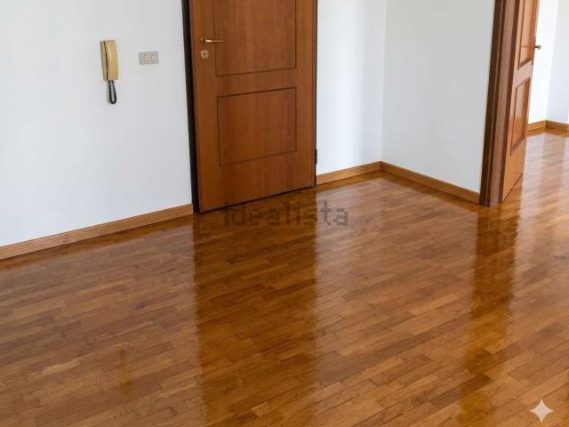 Appartamento in vendita di 50 m² in Via Emilia San Pietro, 68