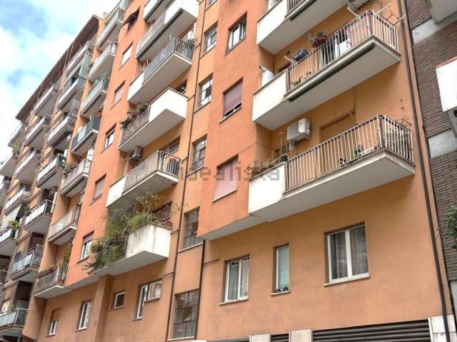 Appartamento in vendita di 50 m² in Via Giovanni Aldini
