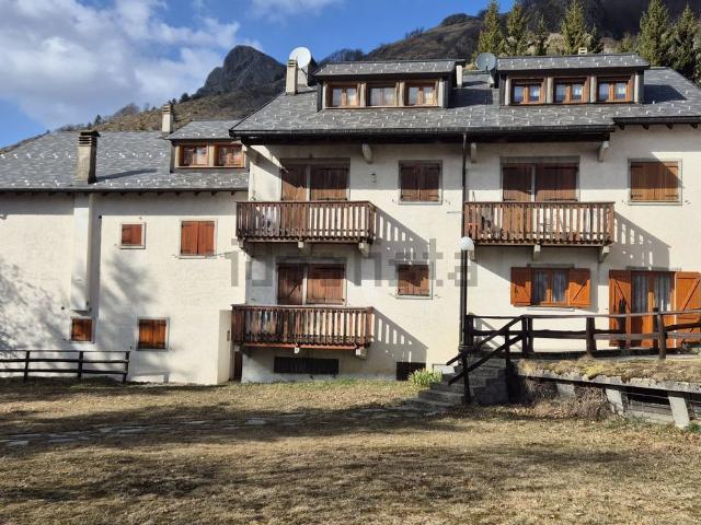 Appartamento in vendita di 50 m² in Via Rocca D&apos Aveto, 30