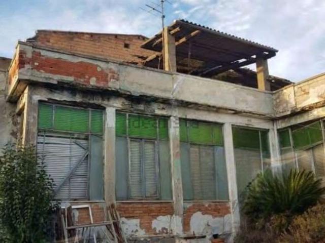 Appartamento in vendita di 517 m² in Via Fara Gavino
