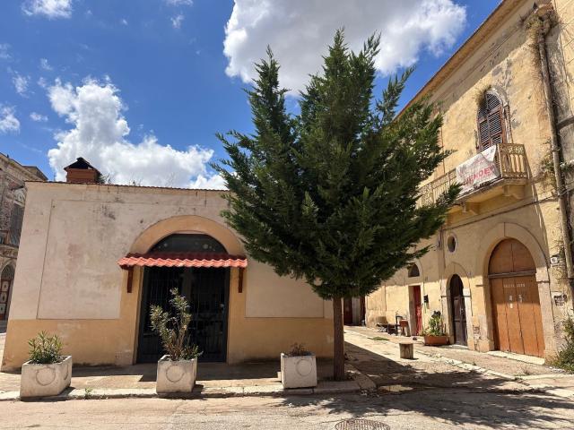 Appartamento in vendita di 520 m² in Largo Rimembranza