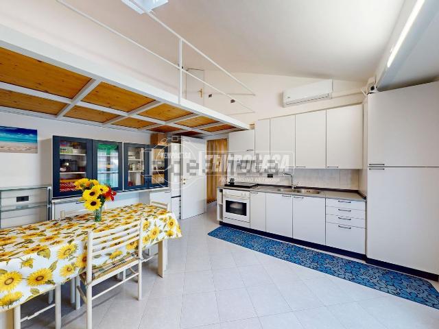 Appartamento in vendita di 52 m² in Via Alessandro Manzoni, 11