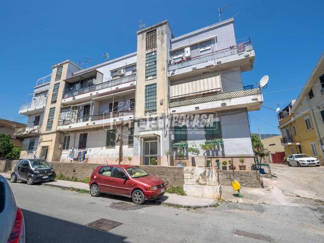 Appartamento in vendita di 52 m² in Via Consolare Valeria, 454
