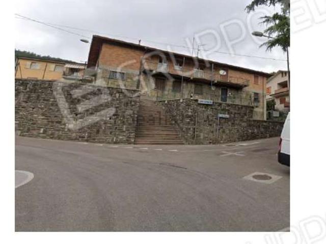 Appartamento in vendita di 536 m² in Via Dell&apos Orto, 12