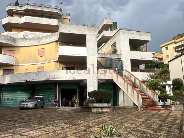 Appartamento in vendita di 57 m² in Piazza Macchiarelli