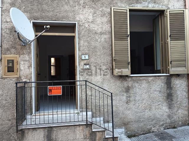 Appartamento in vendita di 57 m² in Via Cirino Gallo, 1