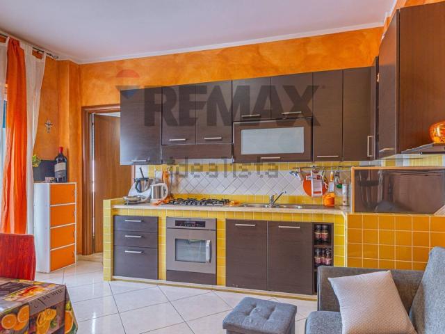 Appartamento in vendita di 57 m² in Via Grazia Deledda, 52