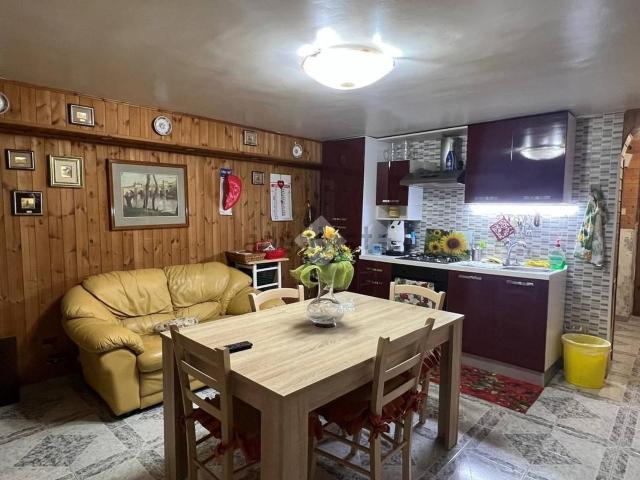 Appartamento in vendita di 57 m² in Via Guglielmo Albimonte, 21