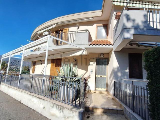 Appartamento in vendita di 57 m² in Via Spiaggia, 265