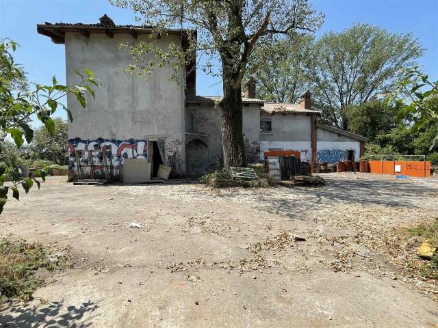 Appartamento in vendita di 545 m² in Via della Stazione, 17