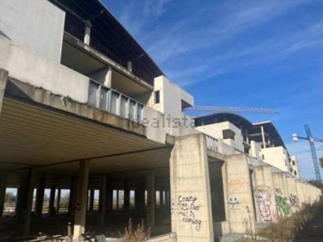 Appartamento in vendita di 5479 m² in Via Rossetti