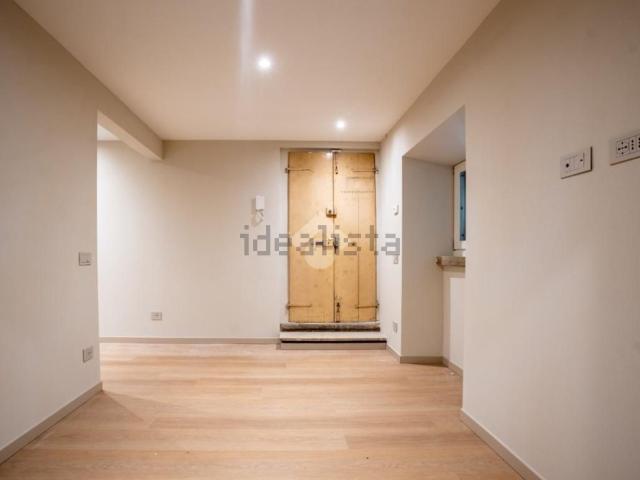 Appartamento in vendita di 54 m² in Contrada Santa Chiara, 6