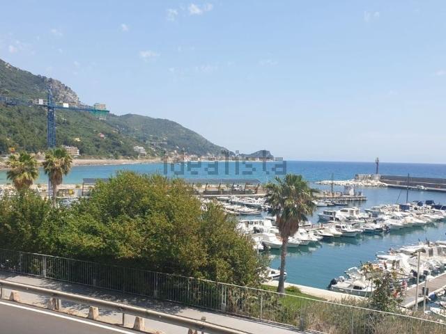 Appartamento in vendita di 54 m² in Via Aurelia