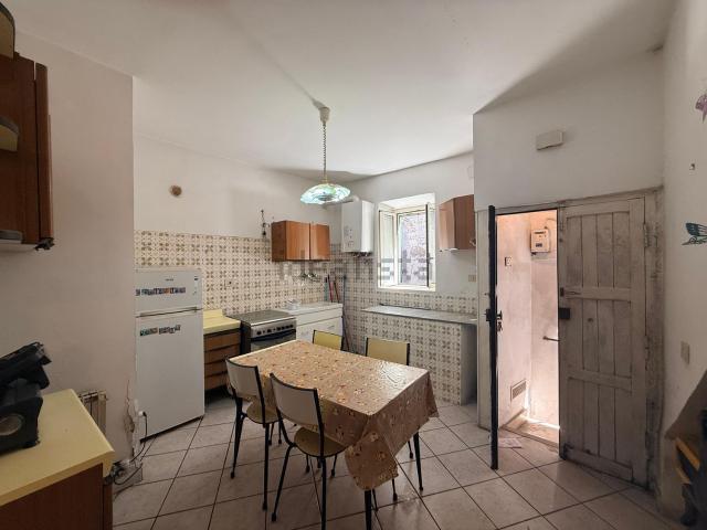 Appartamento in vendita di 54 m² in Via della Valle, 58
