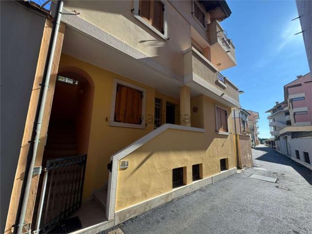 Appartamento in vendita di 54 m² in Via Francesco Petrarca, 3