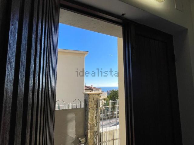 Appartamento in vendita di 54 m² in Via Nomaxio, 15