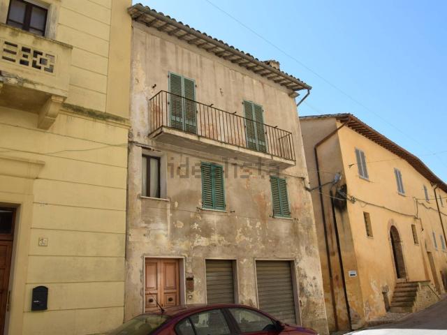 Appartamento in vendita di 54 m² in Via Santa Chiara da Montefalco, 80